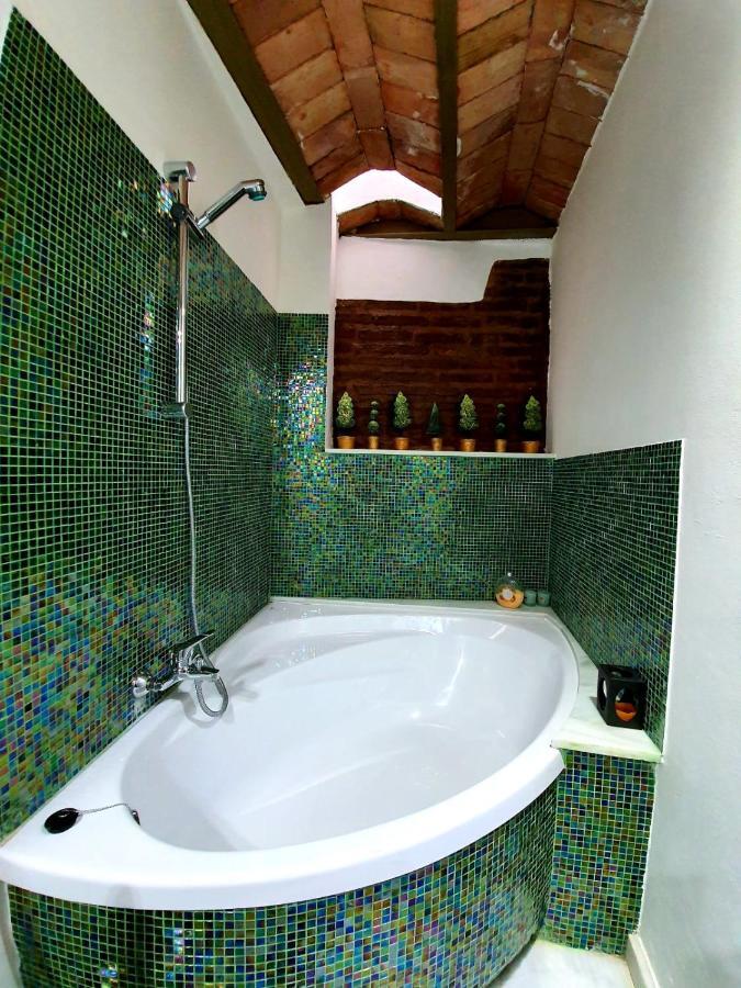 Almocabar Luxury Apartment รอนดา ภายนอก รูปภาพ